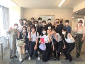 Trường Đại học Seisen ( Đại học Nữ Sinh) đã tới tham quan lớp học tại Phân viện Tokyo
